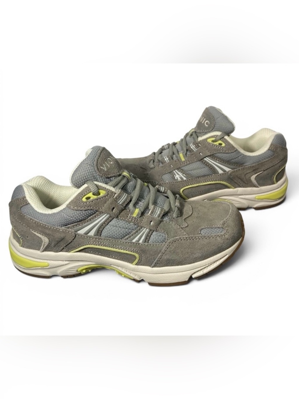 Vionic 23 Walk Leather Shoes- woman’s 7
